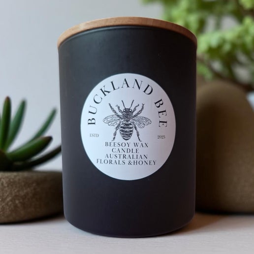 Large Australian Florals & Honey Candle